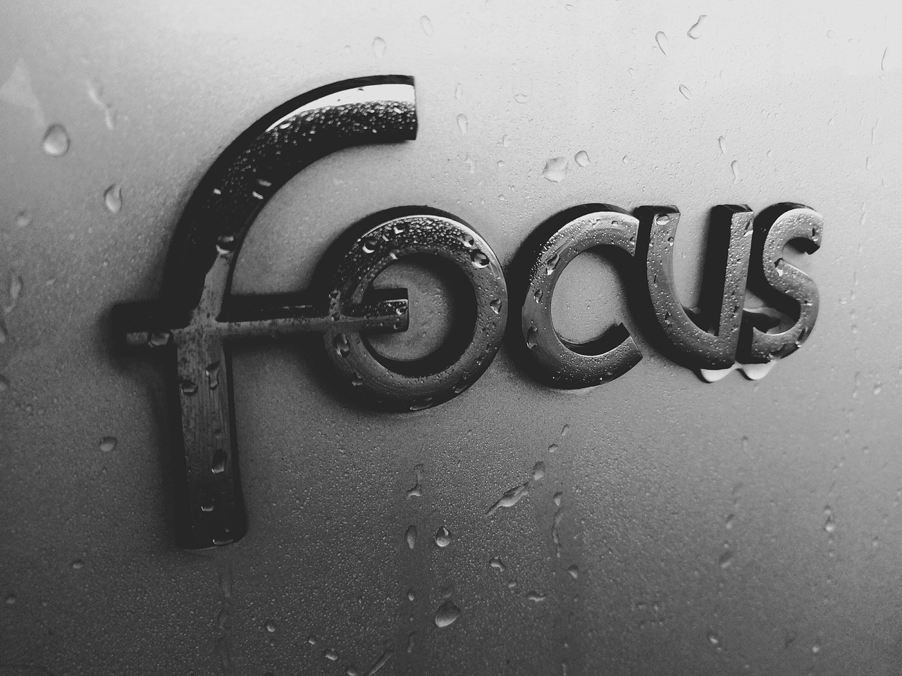 Things you can do to remain focused when life events work to distract you