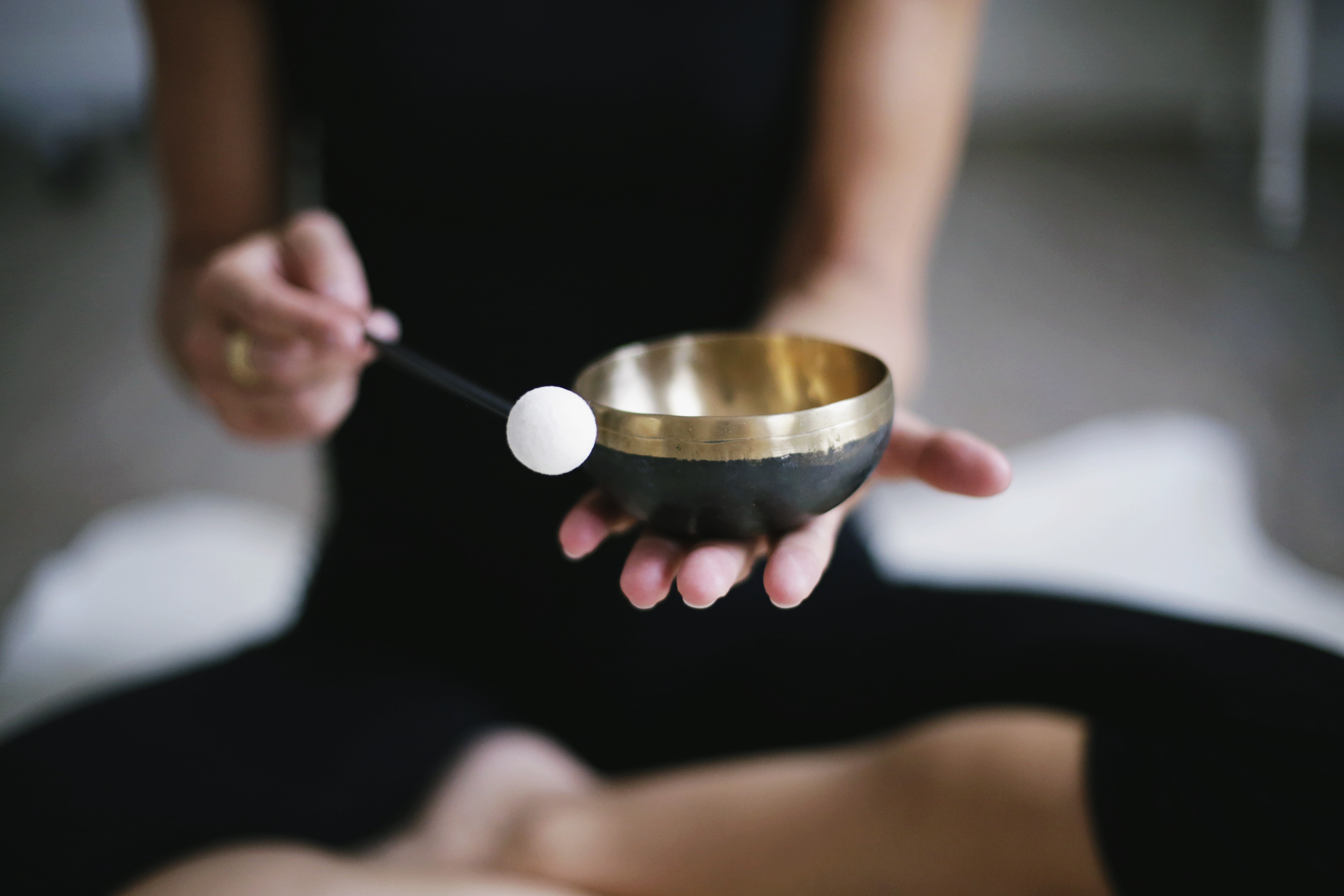 Mindfulness Meets Resilience: Navigating Life’s Challenges with Self-Awareness